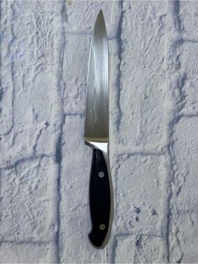 J a Henckels International Classic 6-inch Slicing Knife